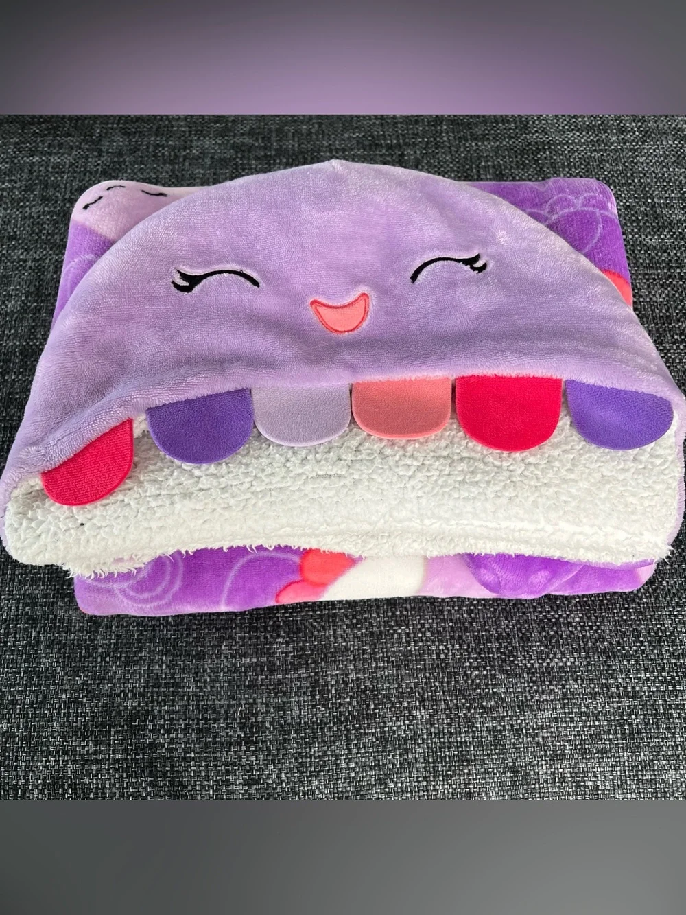 Squishmallows Beula Hooded Throw